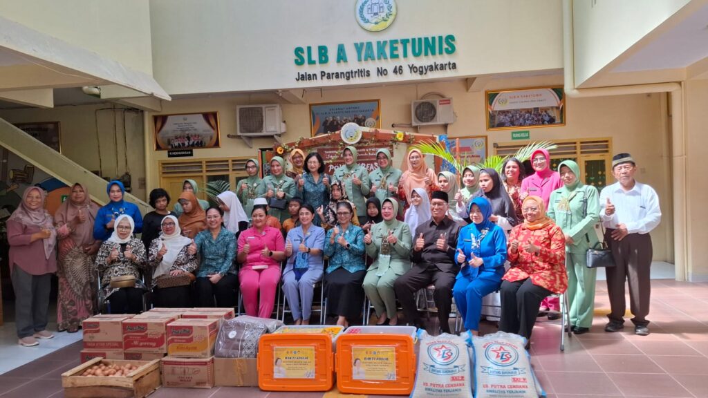 Bakti Sosial Hari Kartini 2026 di Yaketunis: Kartini Masa Kini, Berdaya dan Berkarya Menuju Indonesia Emas 2045 Image 2026 03 06 At 10.29.49 1024x576