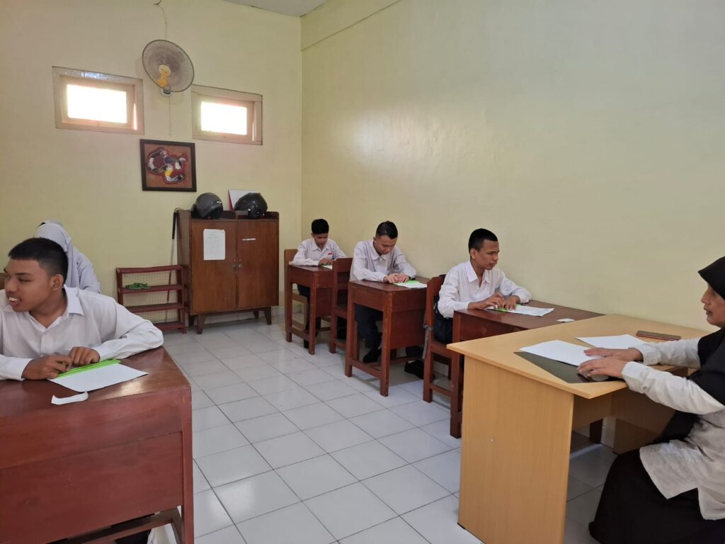 Ujian Orientasi dan Mobilitas (OM) Berbasis Kertas di MTs LBA Yaketunis Image 2026 05 18 At 11.53.57 AM 1024x768